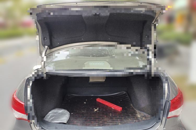 Used Nissan Sylphy 2012 Classic 1.6XE Manual Comfort Edition Trunk