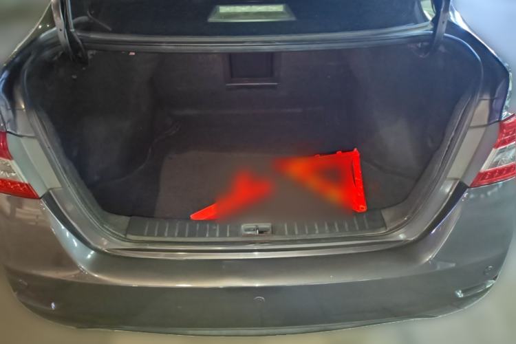 Used Nissan Sylphy 2012 1.6 XL CVT Luxury Edition Trunk