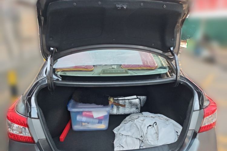 Used Nissan Sylphy  Trunk