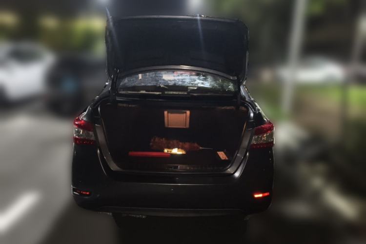 Used Nissan Sylphy 2012 1.6 XL CVT Luxury Edition Trunk