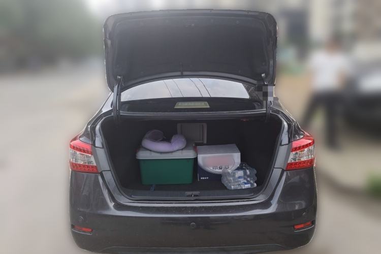 Used Nissan Sylphy 2012 1.6 XL CVT Luxury Edition Trunk