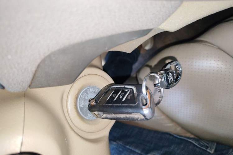 Used Nissan Sylphy 2012 Classic 1.6 XL Automatic Luxury Edition Vehicle Key