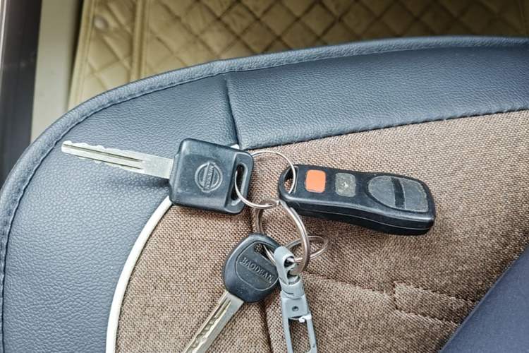 Used Nissan Sylphy 2012 Classic 1.6XE Automatic Comfort Edition Vehicle Key