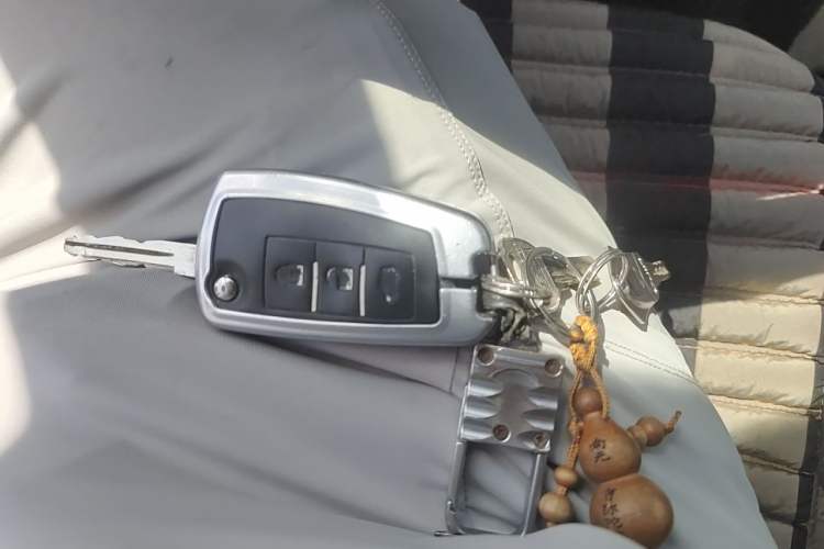 Used Nissan Sylphy 2012 1.6 XL Manual Luxury Edition Vehicle Key