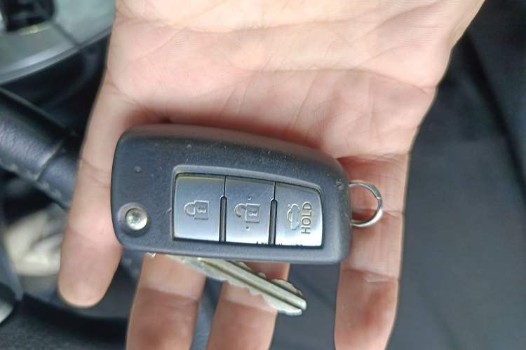 Used Nissan Sylphy 2012 1.6 XL CVT Luxury Edition Vehicle Key