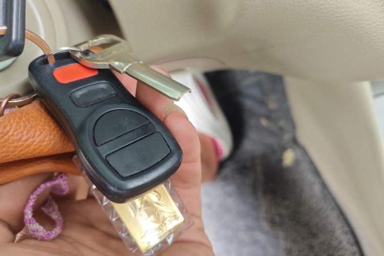 Used Nissan Sylphy 2012 Classic 1.6XE Automatic Comfort Edition Vehicle Key