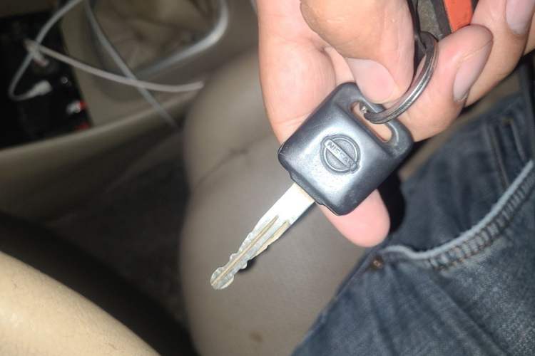 Used Nissan Sylphy 2012 Classic 1.6XE Manual Comfort Edition Vehicle Key