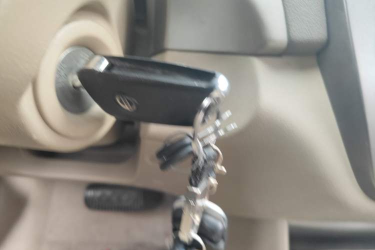 Used Nissan Sylphy 2012 Classic 1.6XE Automatic Comfort Edition Vehicle Key