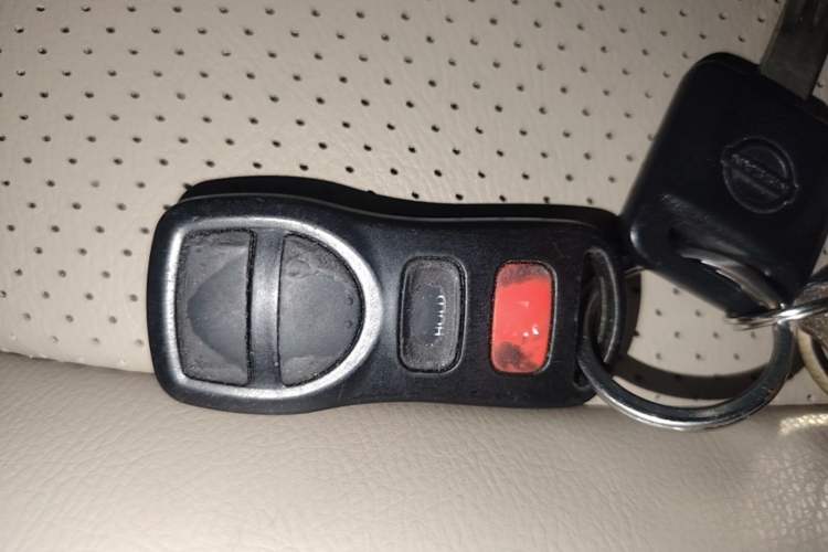 Used Nissan Sylphy 2012 Classic 1.6XE Automatic Comfort Edition Vehicle Key