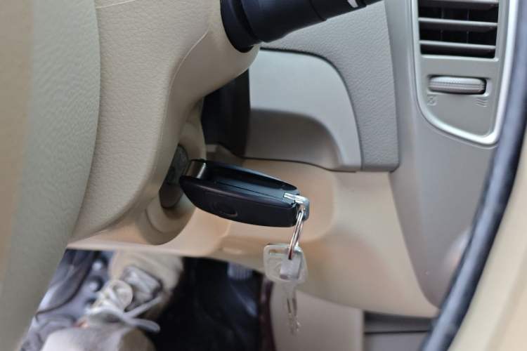 Used Nissan Sylphy 2012 Classic 1.6XE Automatic Comfort Edition Vehicle Key