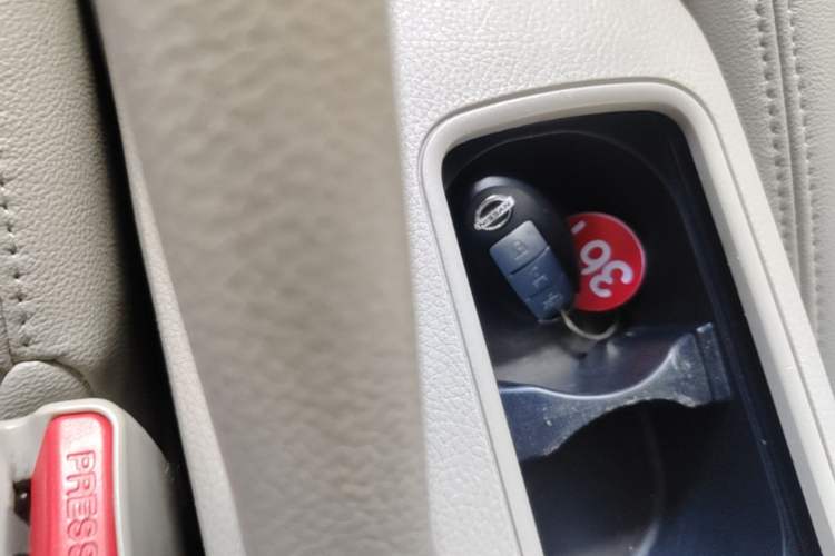 Used Nissan Sylphy 2012 1.6 XL CVT Luxury Edition Vehicle Key