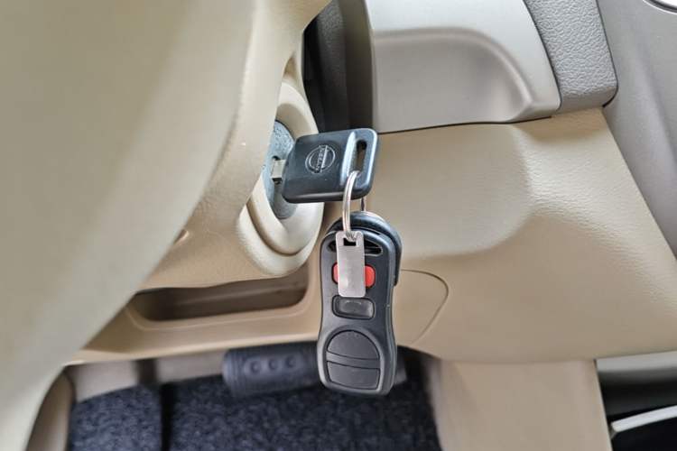 Used Nissan Sylphy 2012 Classic 1.6XE Automatic Comfort Edition Vehicle Key