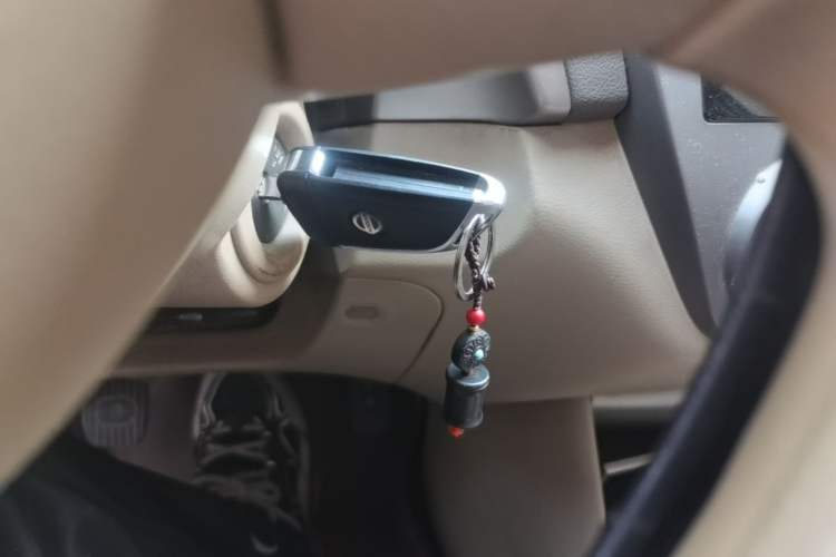 Used Nissan Sylphy 2012 Classic 1.6XE Manual Comfort Edition Vehicle Key