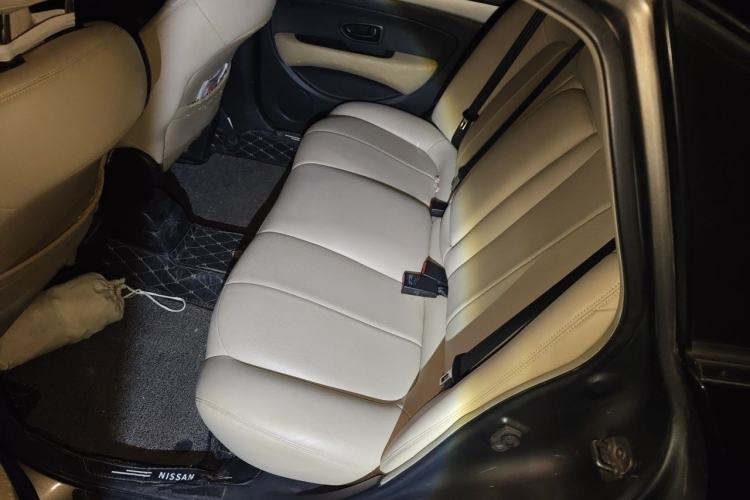 Used Nissan Sylphy 2012 Classic 1.6XE Automatic Comfort Edition Left Rear Seat