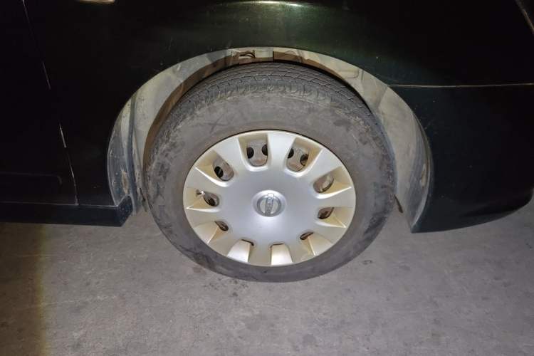 Used Nissan Sylphy 2012 Classic 1.6XE Automatic Comfort Edition Right Front Wheel Hub
