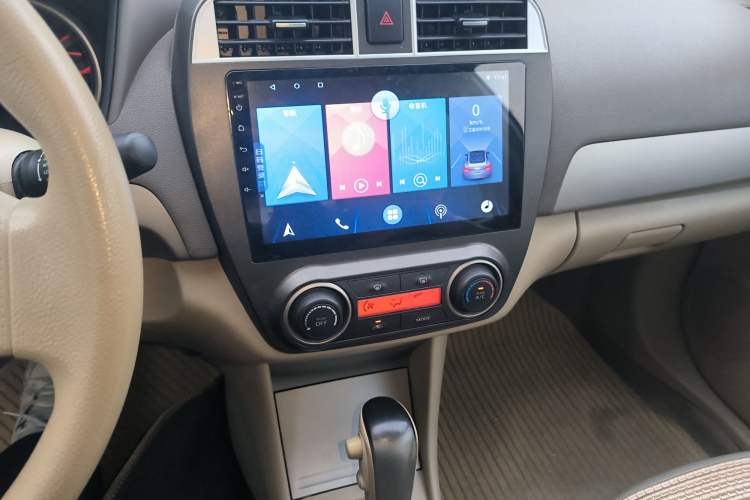 Used Nissan Sylphy 2012 Classic 1.6XE Automatic Comfort Edition Audio And AC Panel