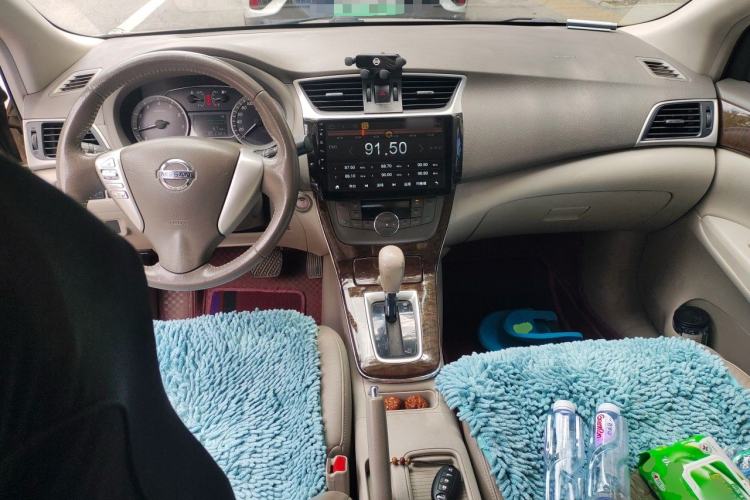 Used Nissan Sylphy 2012 1.8XL CVT Luxury Edition Center Console