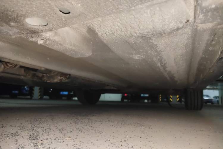 Used Nissan Sylphy 2012 Classic 1.6XE Manual Comfort Edition Chassis Front Left
