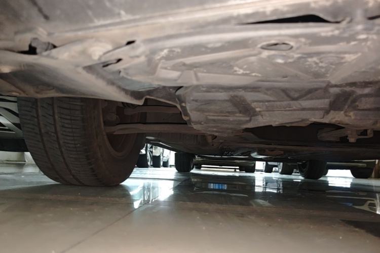 Used Nissan Sylphy 2012 Classic 1.6XE Automatic Comfort Edition Chassis Front Right