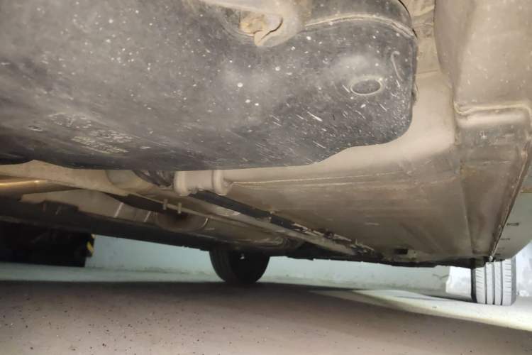 Used Nissan Sylphy 2012 Classic 1.6XE Manual Comfort Edition Chassis Rear Right