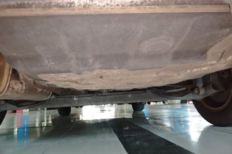 Used Nissan Sylphy 2012 Classic 1.6XE Automatic Comfort Edition Chassis Rear