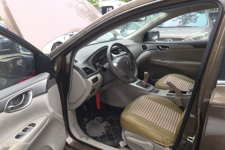 Used Nissan Sylphy 2012 1.6XE Manual Comfort Edition Driver Seat