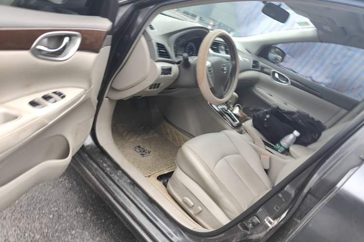 Used Nissan Sylphy 2012 1.6 XL CVT Luxury Edition Driver Seat