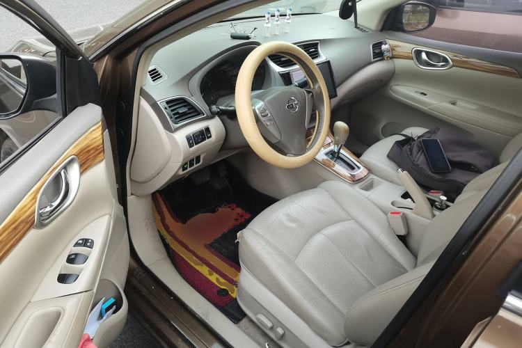 Used Nissan Sylphy 2012 Classic 1.6 XL Automatic Luxury Edition Driver Seat