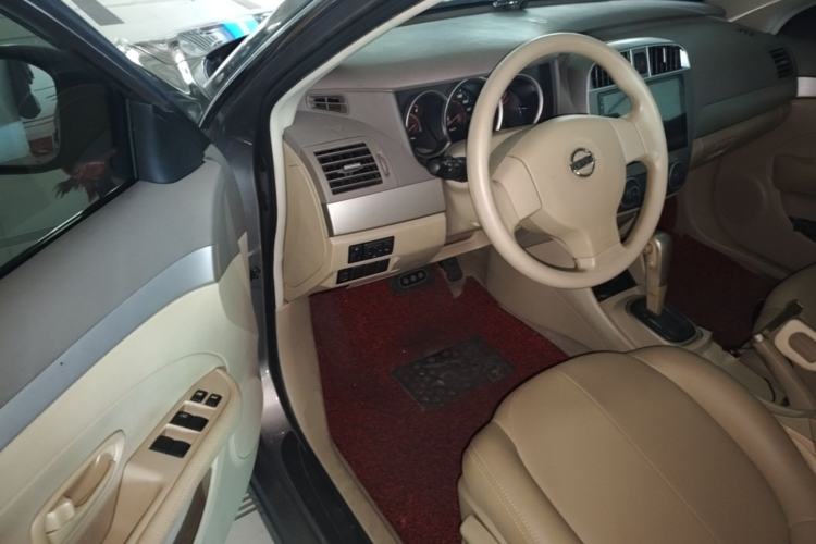 Used Nissan Sylphy 2012 Classic 1.6XE Automatic Comfort Edition Driver Seat