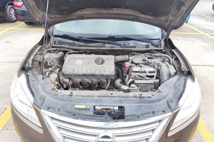 Used Nissan Sylphy 2012 1.6XE Manual Comfort Edition Engine Bay