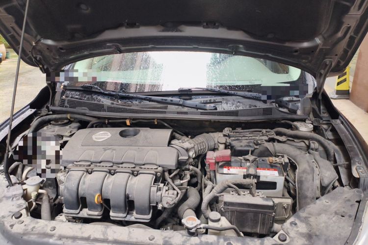 Used Nissan Sylphy 2012 1.8XL CVT Luxury Edition Engine Bay Left