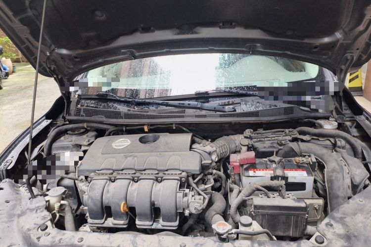 Used Nissan Sylphy 2012 1.8XL CVT Luxury Edition Engine Bay Right
