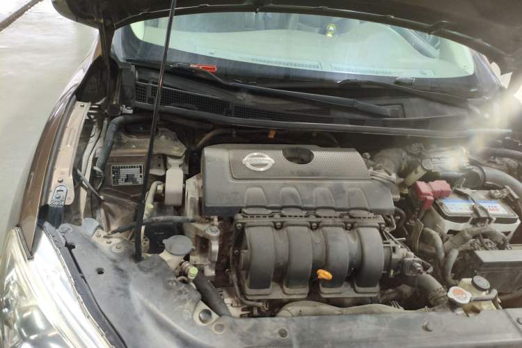 Used Nissan Sylphy 2012 1.8XL CVT Luxury Edition Engine Bay Right