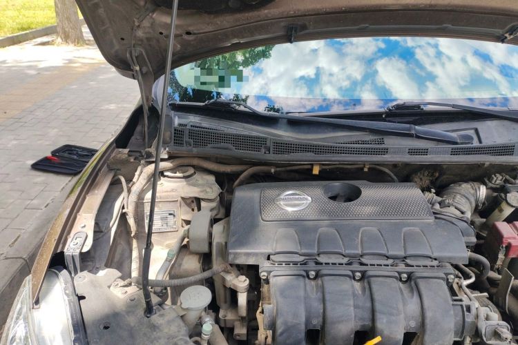Used Nissan Sylphy 2012 1.8XL CVT Luxury Edition Engine Bay Right