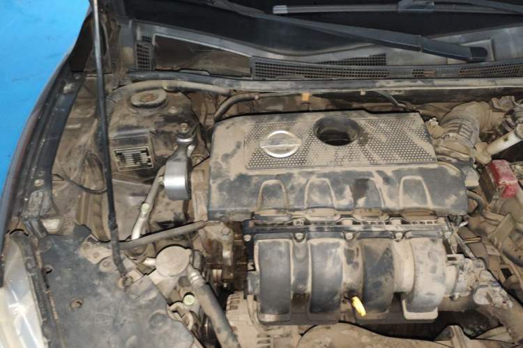 Used Nissan Sylphy 2012 1.8XL CVT Luxury Edition Engine Bay Right
