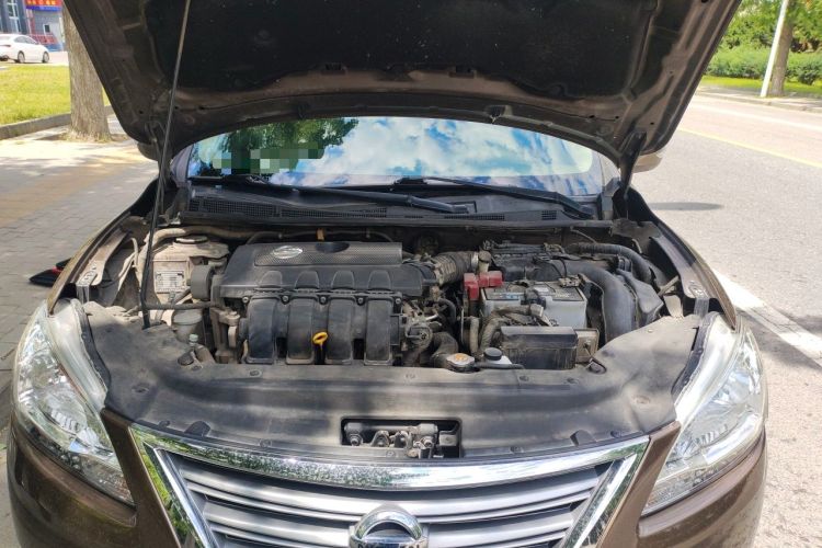 Used Nissan Sylphy 2012 1.8XL CVT Luxury Edition Engine Bay