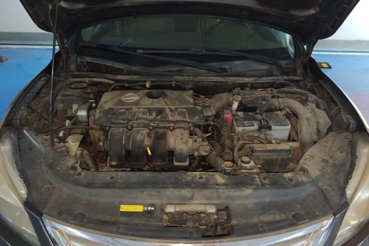 Used Nissan Sylphy 2012 1.8XL CVT Luxury Edition Engine Bay