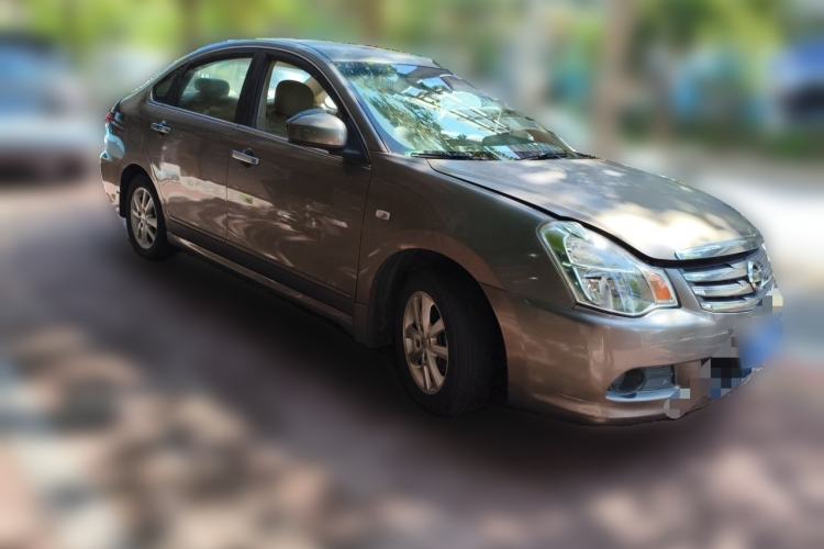 Used Nissan Sylphy 2012 Classic 1.6XE Automatic Comfort Edition Front Right 45 Deg