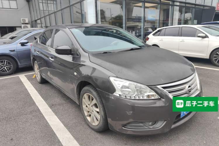 Used Nissan Sylphy 2012 1.6 XL CVT Luxury Edition Front Right 45 Deg