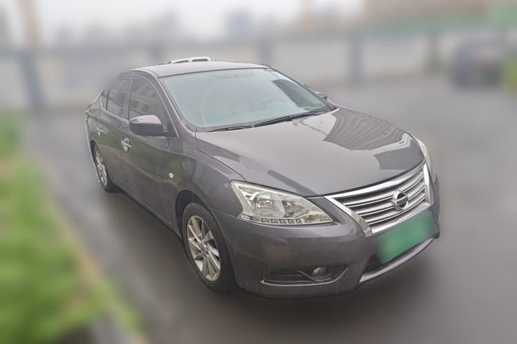 Used Nissan Sylphy 2012 1.6 XL Manual Luxury Edition Front Right 45 Deg