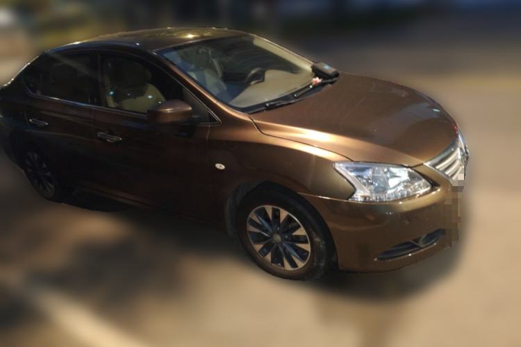 Used Nissan Sylphy 2012 1.6 XL CVT Luxury Edition Front Right 45 Deg