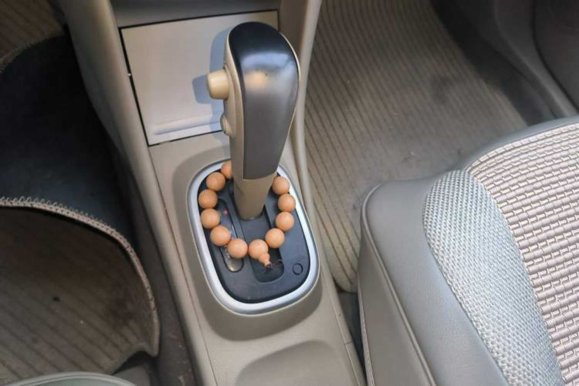 Used Nissan Sylphy 2012 Classic 1.6XE Automatic Comfort Edition Gear Lever