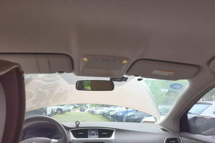 Used Nissan Sylphy 2012 1.6XE Manual Comfort Edition Headliner