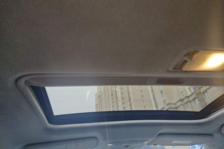 Used Nissan Sylphy 2012 1.6 XL Manual Luxury Edition Headliner