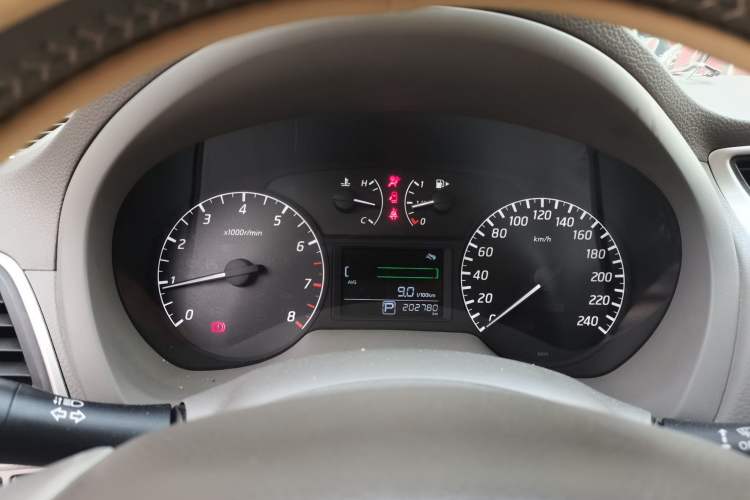 Used Nissan Sylphy 2012 Classic 1.6 XL Automatic Luxury Edition Instrument Cluster