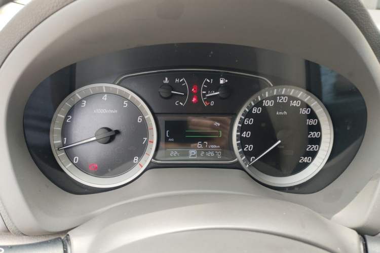 Used Nissan Sylphy 2012 1.8XL CVT Luxury Edition Instrument Cluster