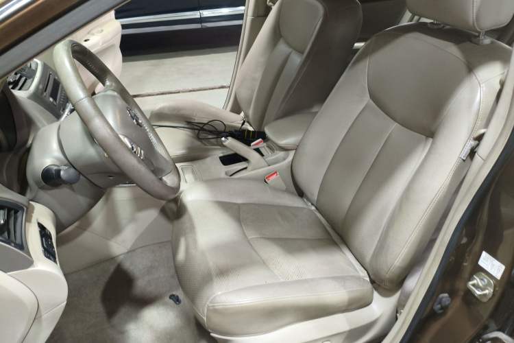 Used Nissan Sylphy 2012 1.8XL CVT Luxury Edition Left Front Seat