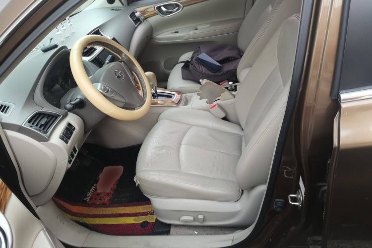 Used Nissan Sylphy 2012 Classic 1.6 XL Automatic Luxury Edition Left Front Seat