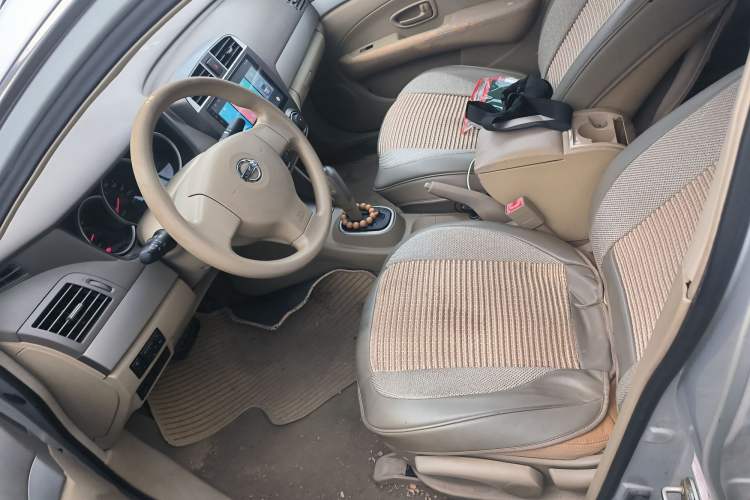 Used Nissan Sylphy 2012 Classic 1.6XE Automatic Comfort Edition Left Front Seat