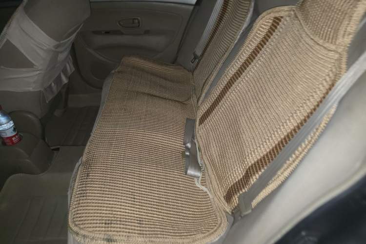 Used Nissan Sylphy 2012 Classic 1.6XE Manual Comfort Edition Left Rear Seat